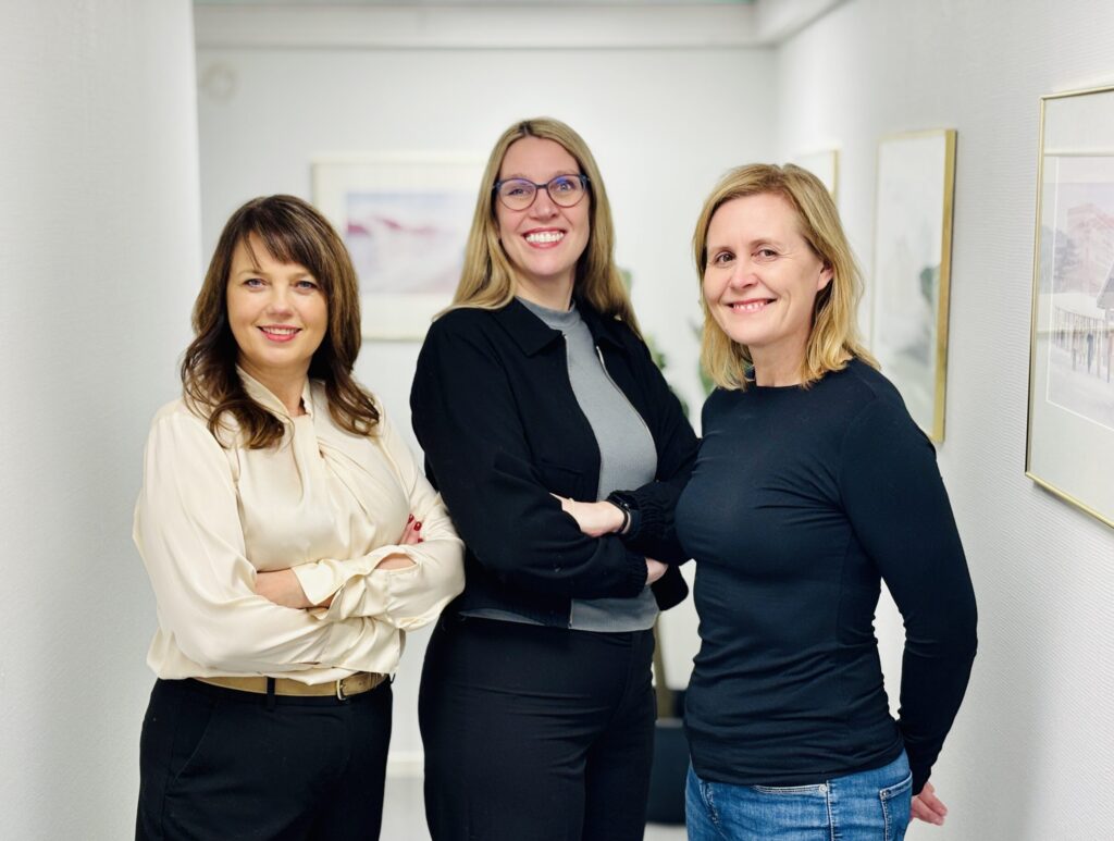 Anne-Marit Bjørnflaten, Christine Kristoffersen Hansen og Natalie Lorentzen.